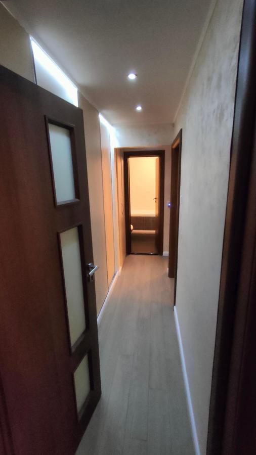 Duck Apartment Bucarest Exterior foto