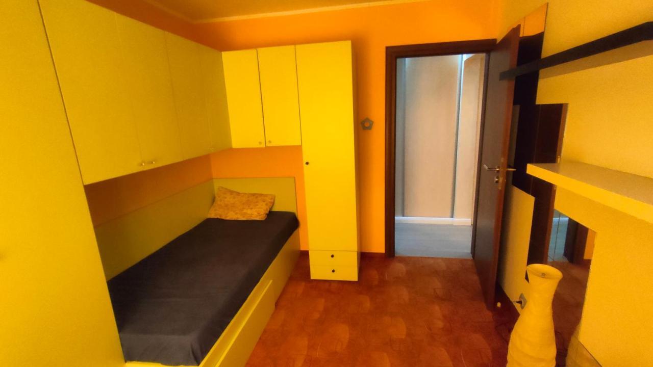 Duck Apartment Bucarest Exterior foto